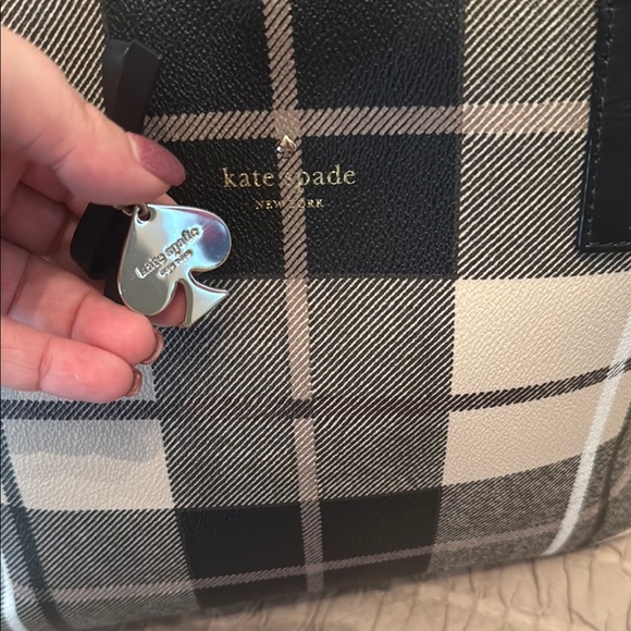 Kate Spade Plaid Tote in Black and Cream with Wallet - Picture 4 of 6